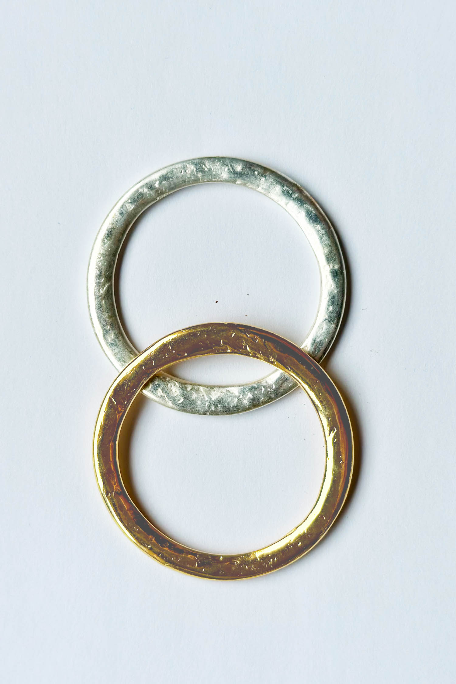 RING IN SHINY SILVER